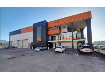 Local commercial 92m2