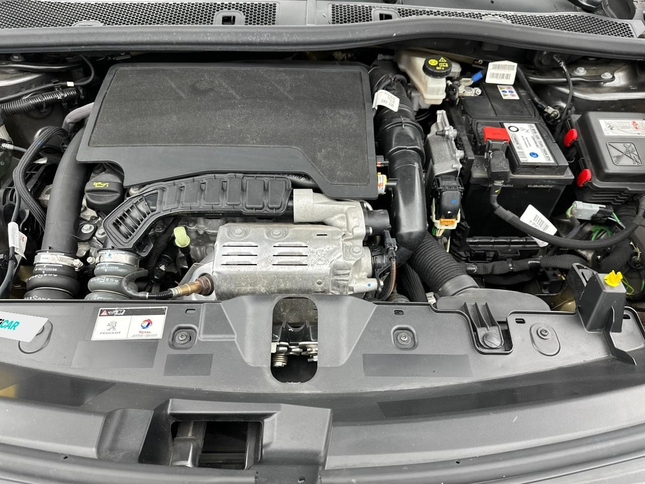 Peugeot 2008 puretech 130 s&s bvm6 style — photo 15