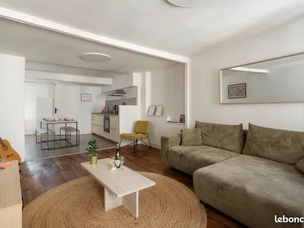 Location moderne en plein centre ville