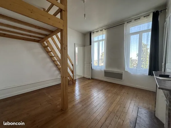 Studio 1 pièce 32 m²