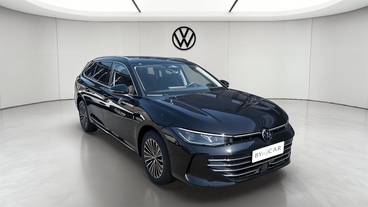 Volkswagen Passat 1.5 eTSI OPF 150 DSG7 — photo 7