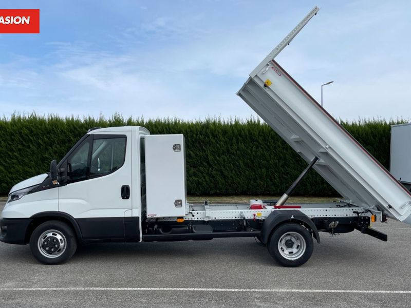 Iveco DAILY III 35C18H 3750 3.0 180ch Benne + Coffre JPM — photo 11