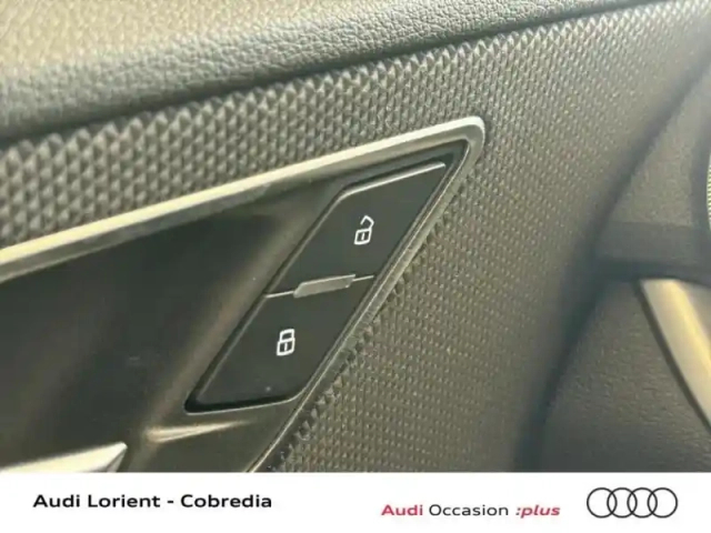 Audi Q2 35 tdi 150ch s line s tronic 7 — photo 14