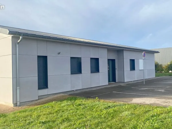 Bureaux 156 m²