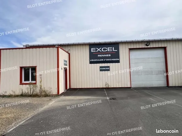 Local d'activité 400 m²