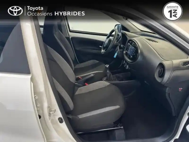 Toyota Aygo x 1.0 vvt-i 72ch dynamic — photo 6