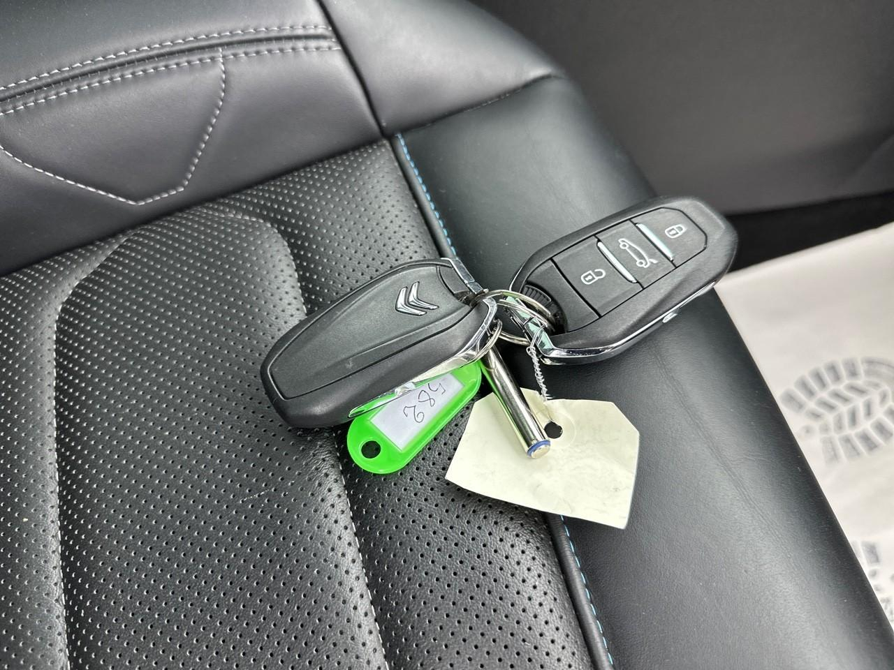 Citroën C5 Aircross hybride rechargeable 225 e-eat8 shine — photo 37