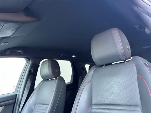 Land Rover Discovery Sport mark vii p300e phev awd bva — photo 24