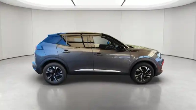 Peugeot 2008 puretech 130 s&amp;s eat8 — photo 8