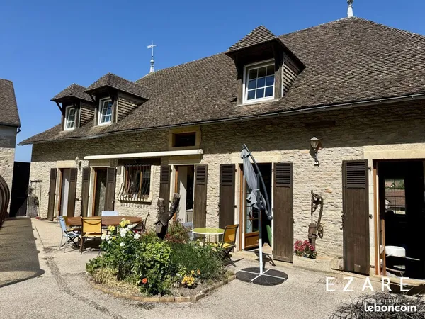 Propriété 6 pièces 202 m²