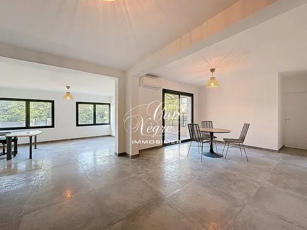 Appartement T2 61m² avec terrasse - La Fossette proche plage