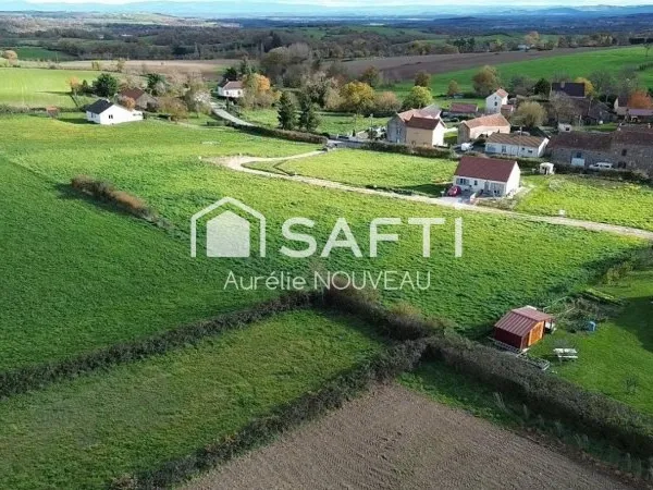 Terrain constructible et viabilisé - 1009 m²