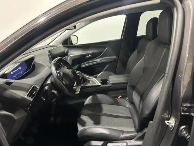 Peugeot 3008 1.2 130 allure navi camera carplay — photo 9