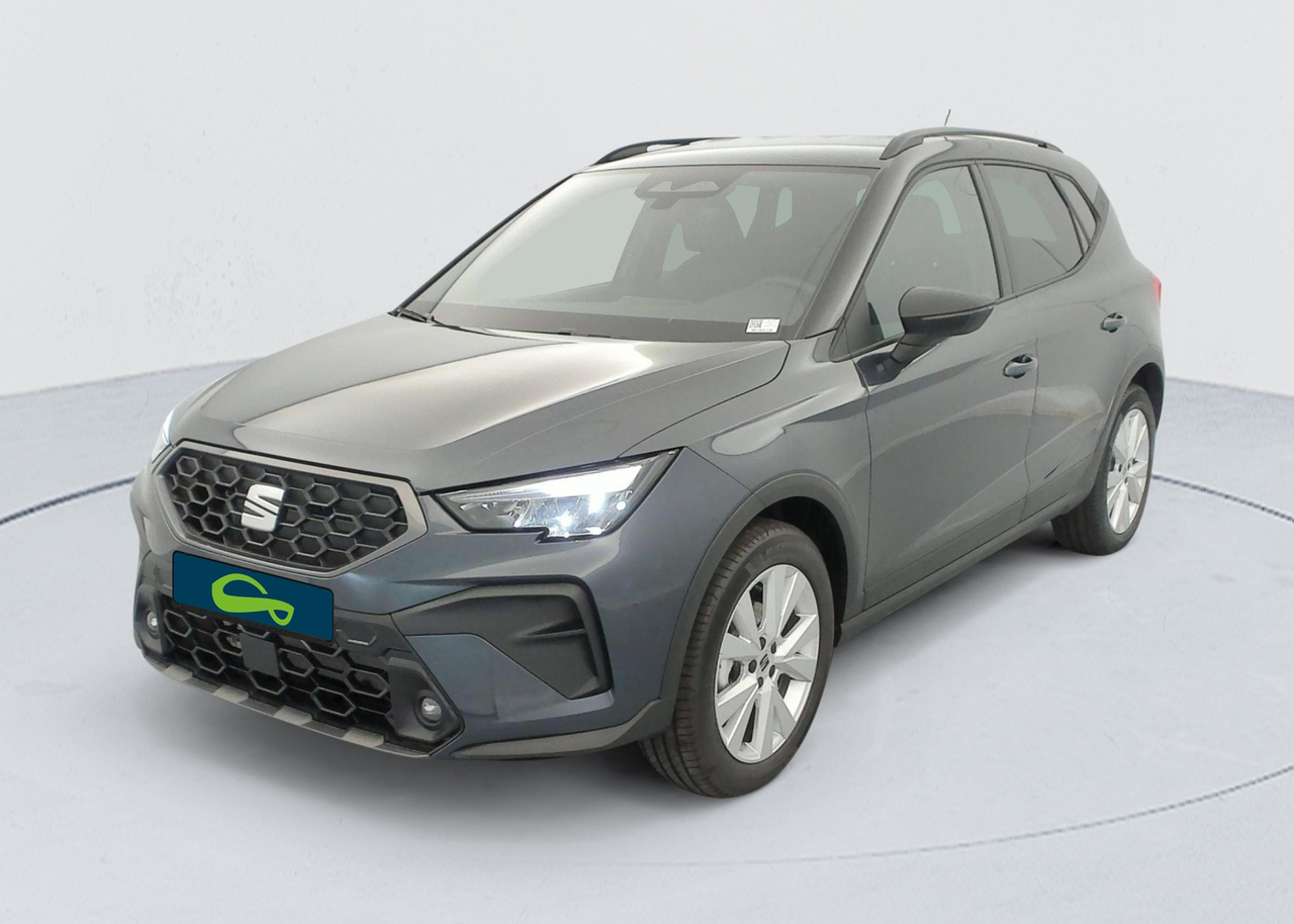 Seat Arona — photo 1