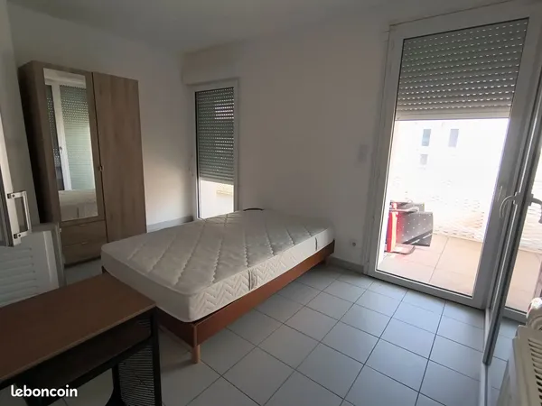 Chambre à louer - Ly2nuz