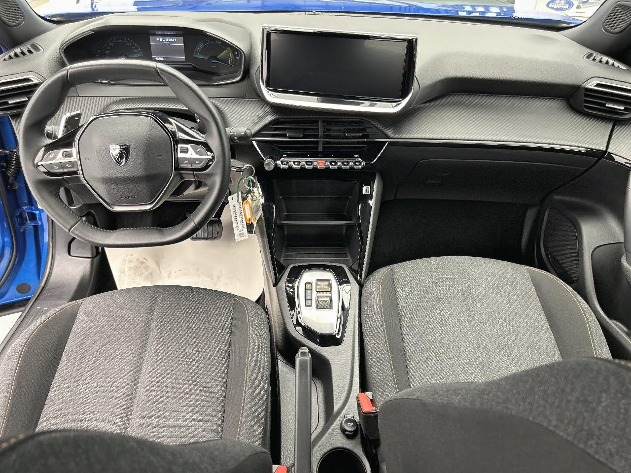 Peugeot 2008 hybrid 136 e-dcs6 style — photo 12