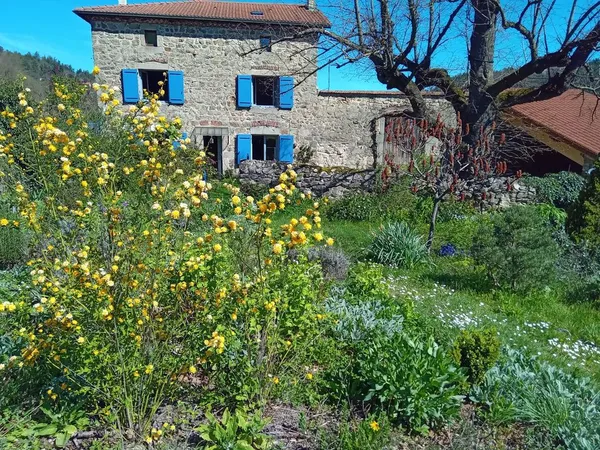 Chambre de 25m2 à louer sur Pont-Salomon