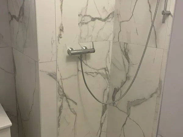 Chambre meublée