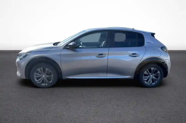 Peugeot 208 electrique 50 kwh 136ch