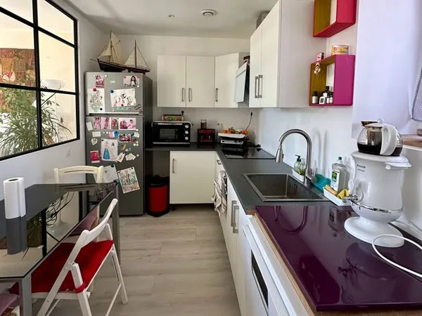 Studio 4 pièces 106 m²