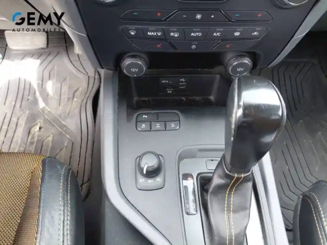 Ford Ranger double cabine 3.2 tdci 200 4x4 — photo 15