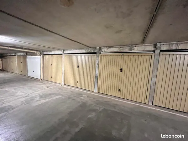 Loue garage 14m2 avec électricité