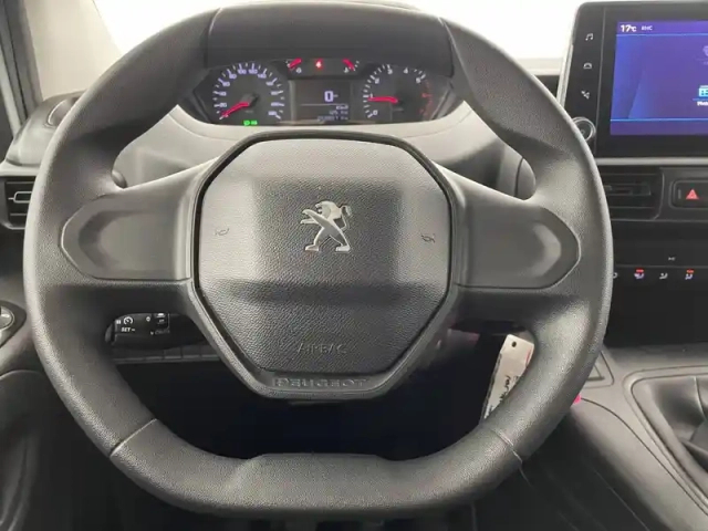 Peugeot Partner fourgon standard 650 kg bluehdi 100 s&amp;s bvm6 — photo 23