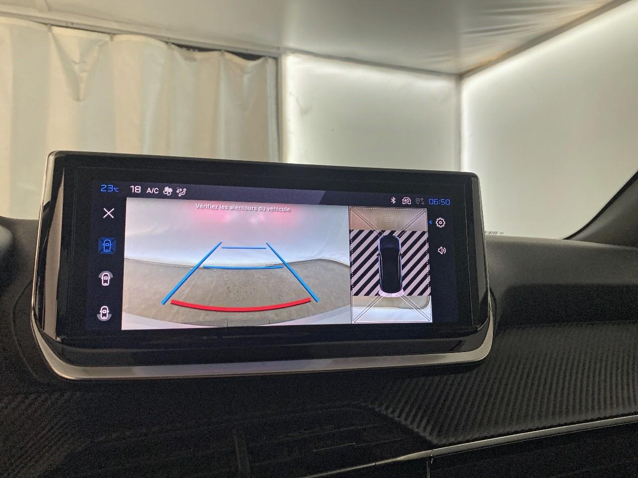 Peugeot 2008 hybrid 145 ch e-dcs6 allure — photo 17