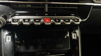 Peugeot 2008 1.2 PureTech 130ch S&S Allure EAT8 — photo 26