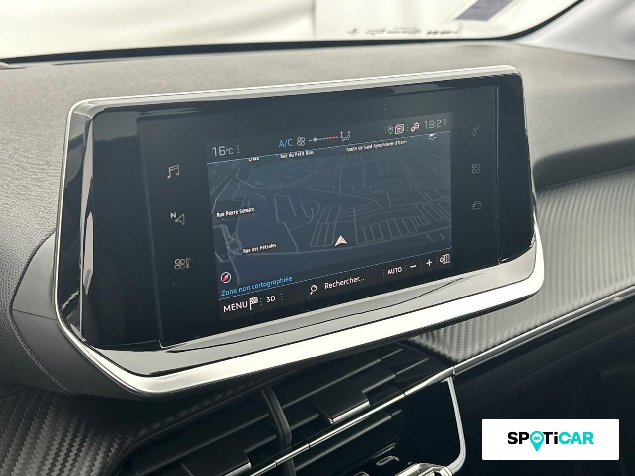 Peugeot 208 1.2 puretech 100ch s&s style 118g — photo 13