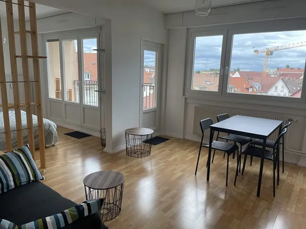 Schiltigheim, 1 Pièce Meublé Avec Balcon