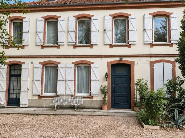 Maison 7 pièces 220 m²