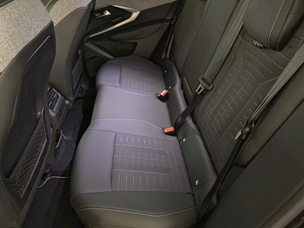 Peugeot 3008 hybrid 145 e-dcs6 gt — photo 10