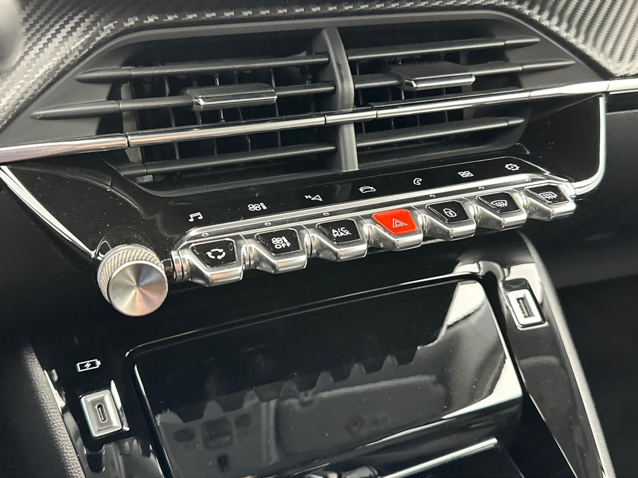 Peugeot 2008 bluehdi 130 s&s eat8 allure pack — photo 28