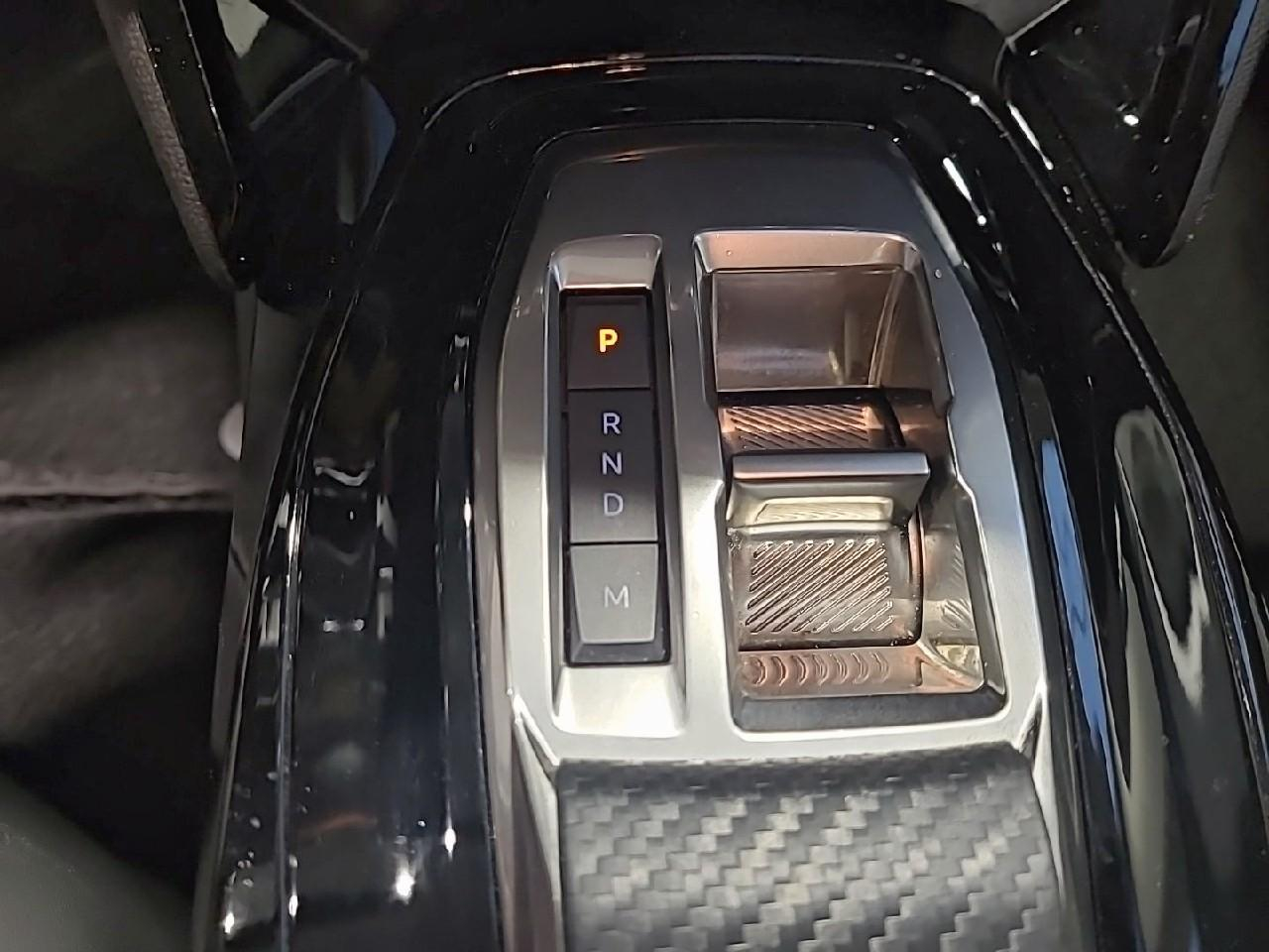 Peugeot 208 hybrid 100 e-dcs6 allure — photo 20