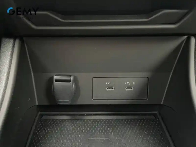 Renault Captur tce 90 ch — photo 13