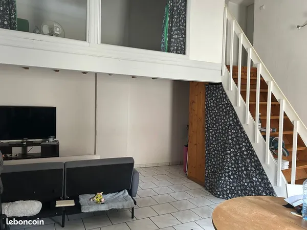 Appartement Location Cuers 4p 67m² 790€