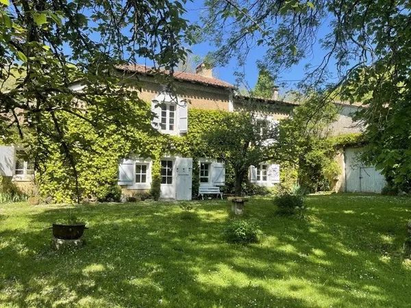 Maison 6 pièces 180 m²