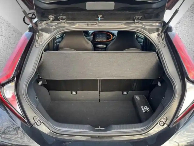Toyota Aygo 1.0 vvt-i 72 air limited cvt — photo 10