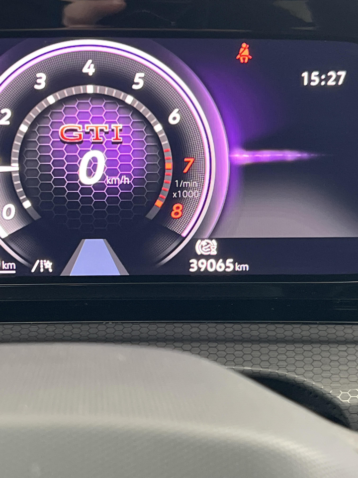 Volkswagen Golf 8 — photo 55