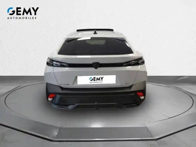 Peugeot 408 electrique 58 kwh 210 ch — photo 37