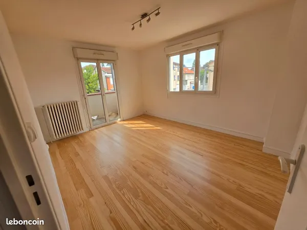 T3 Fbg Bonnefoy Etage 1 limite Croix Daurade