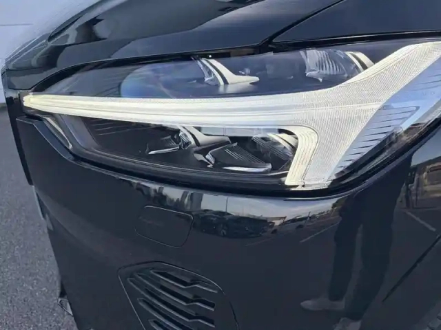 Volvo Xc60 t6 hybride rechargeable 350ch ultra style dark geartronic 8 awd — photo 7