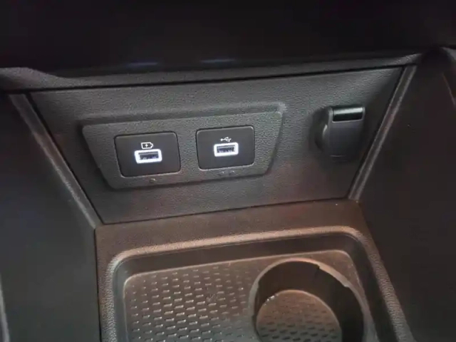 Dacia Duster eco-g 100 4x2 — photo 11