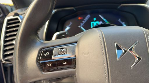 DS DS7 1.6 THP E-tense 300 Plug in Hybrid 4X4 EAT8 - Rivoli – 2020 – 99556 km – Hybride rechargeable – Boîte Automatique — photo 7