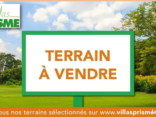 Terrain à bâtir de 480 m² à CARNOULES (83)