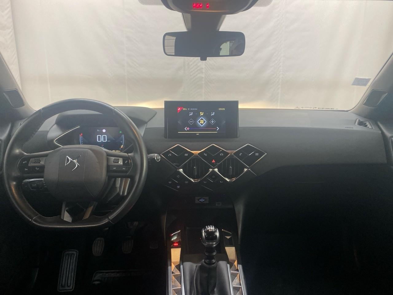 Ds Ds 3 crossback puretech 100 bvm6 performance line+ — photo 12