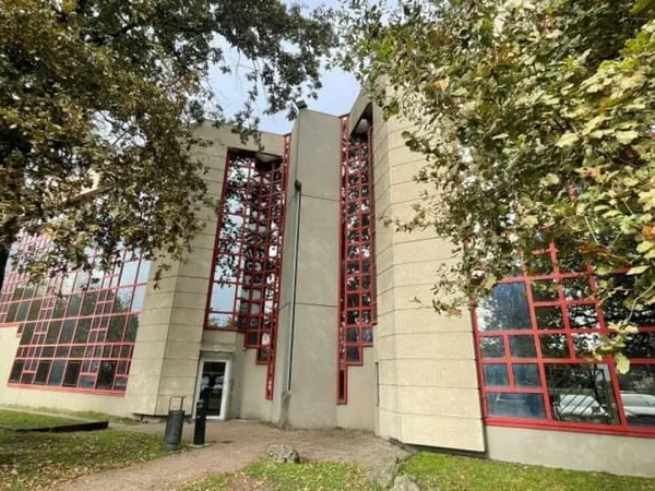 Bureaux 605 m²