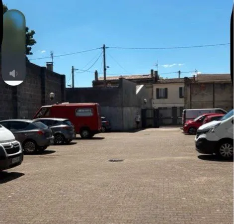 Place de parking à louer