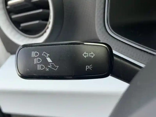 Seat Ibiza 1.0 tsi 95ch urban — photo 15